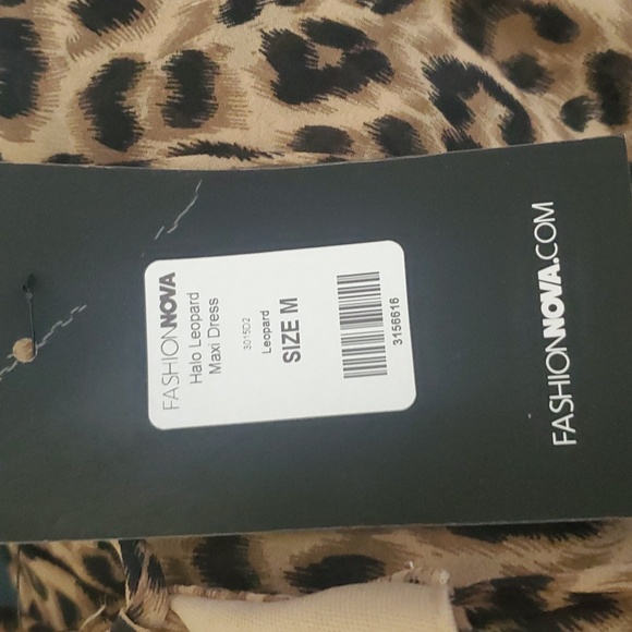Women Halo leopard Fashion Nova maxi dress size medium - Picture 7 of 8